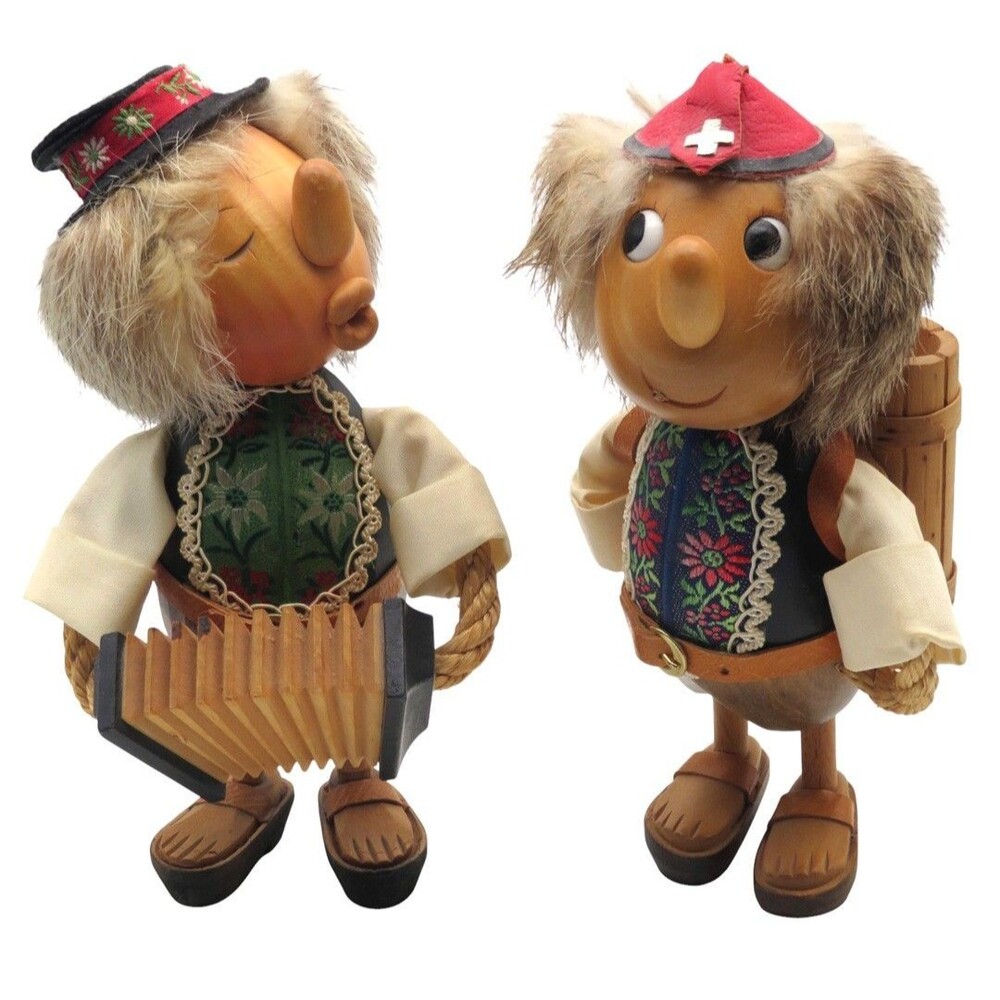 Vintage Casy Boys Ges Gesch Wood Carved Figures C Casagrande  Signed Lot of 2